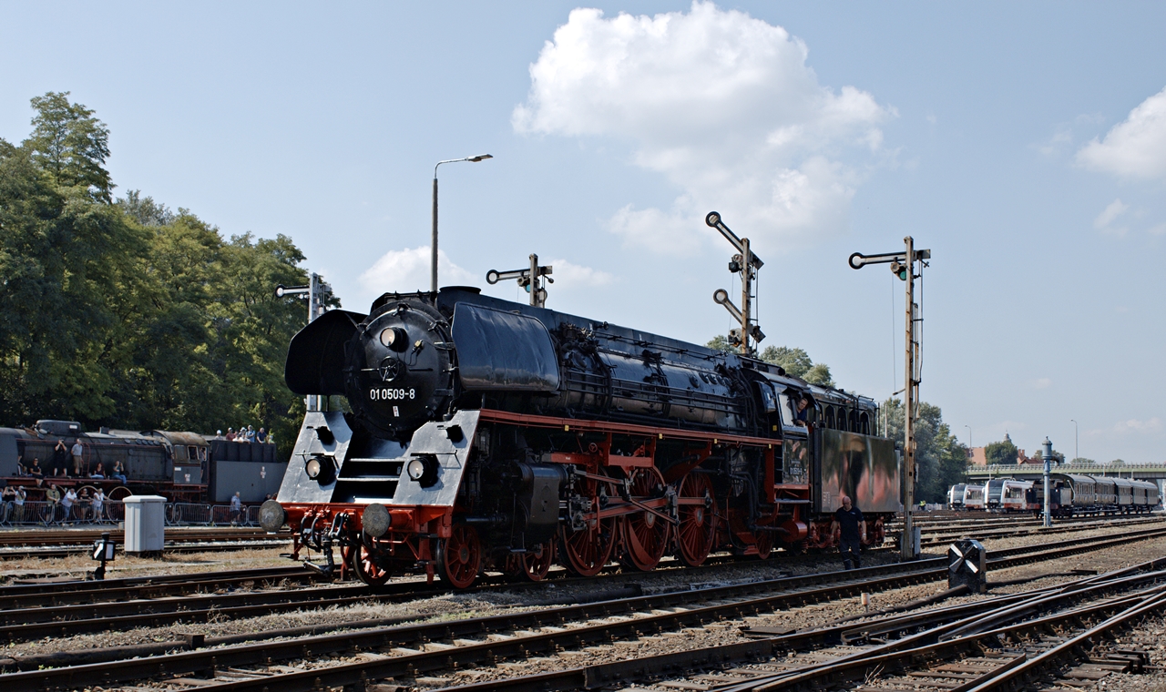 BR 01 0509-8