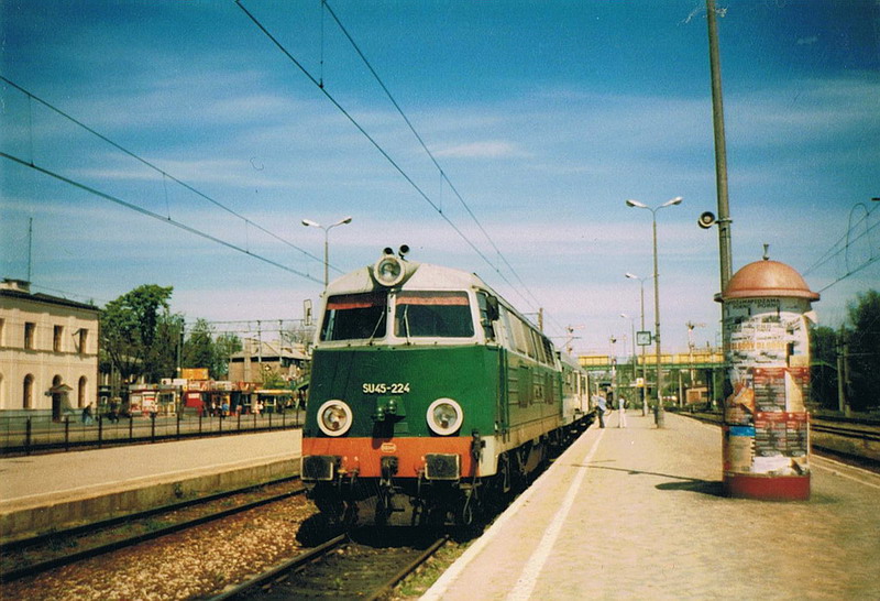 SU45-224