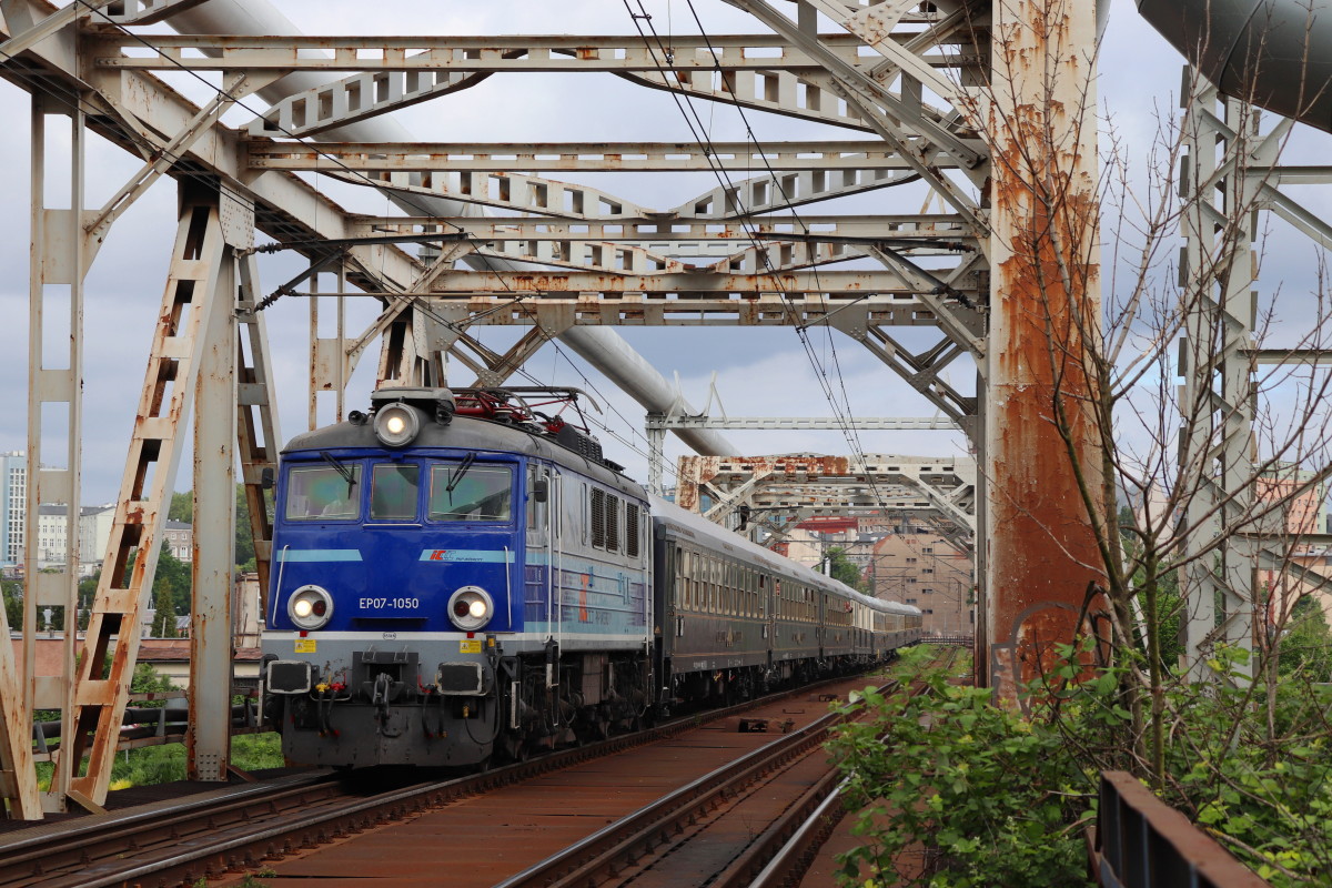 EP07-1050 z Classic Courier'em