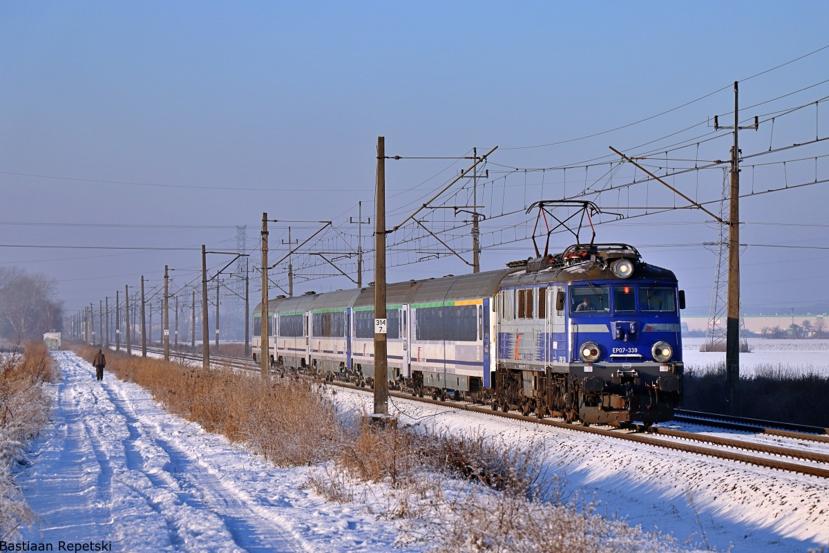 EP07-339