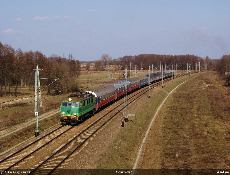 EU07-045