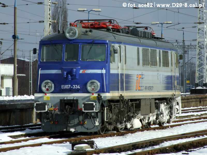 EU07-334