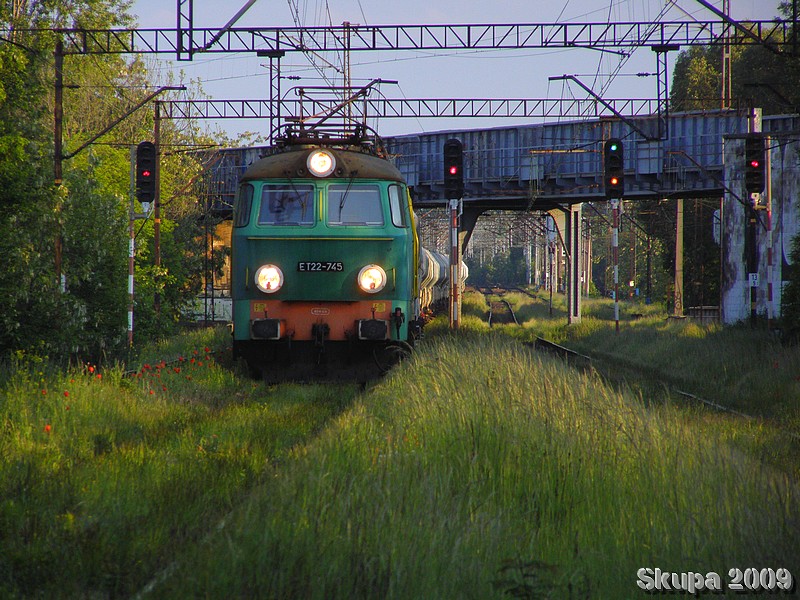 ET22-745