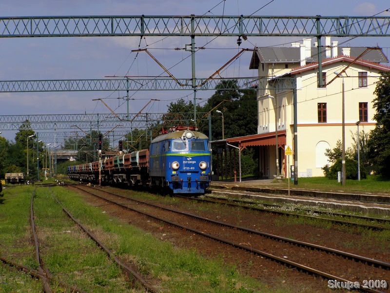 ET22-813