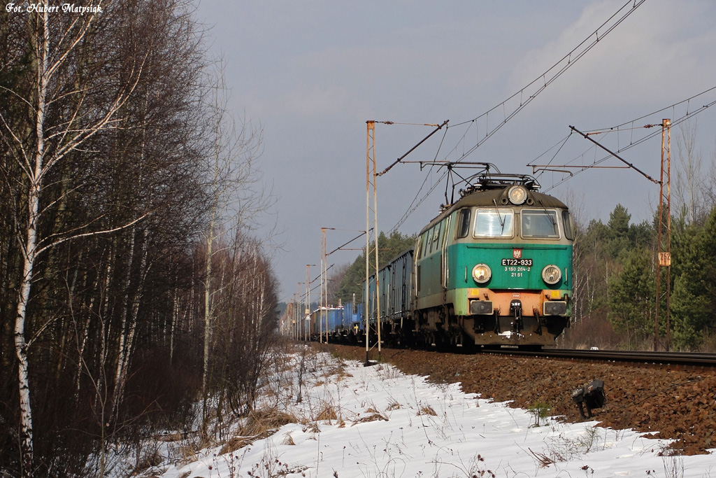 ET22-933