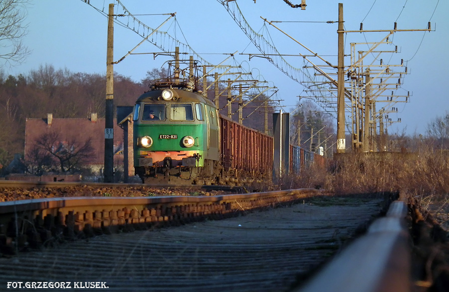 ET22-831
