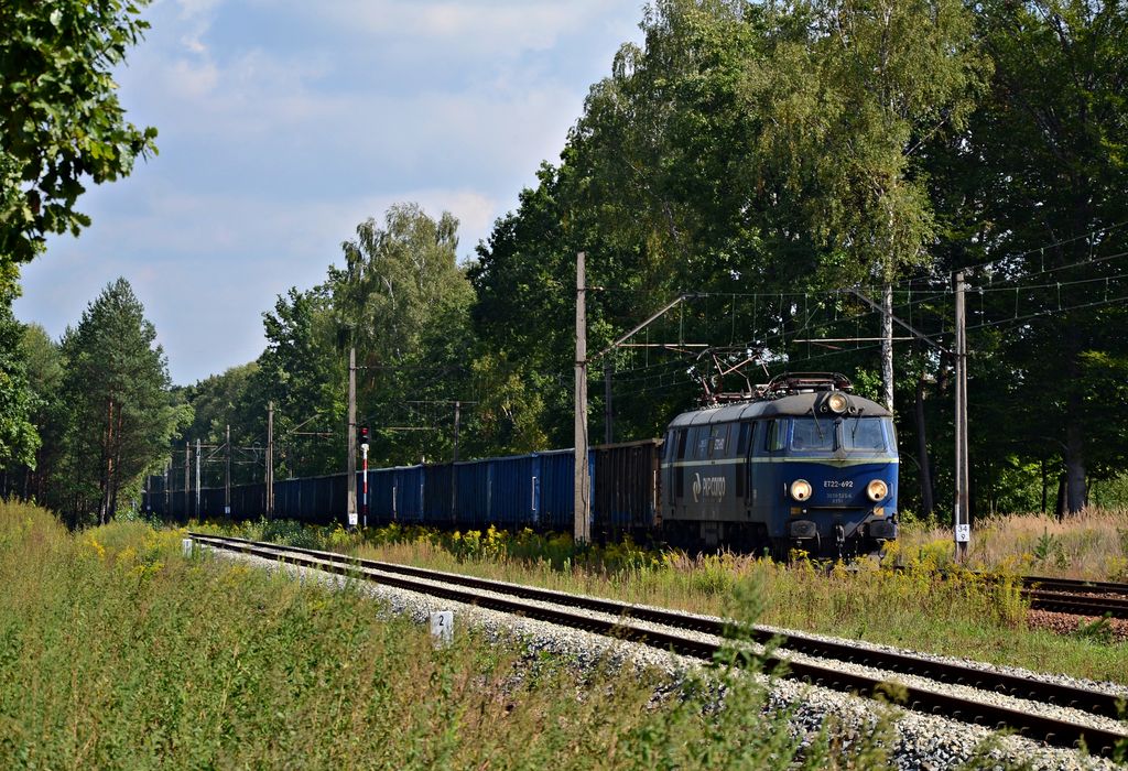 ET22-692