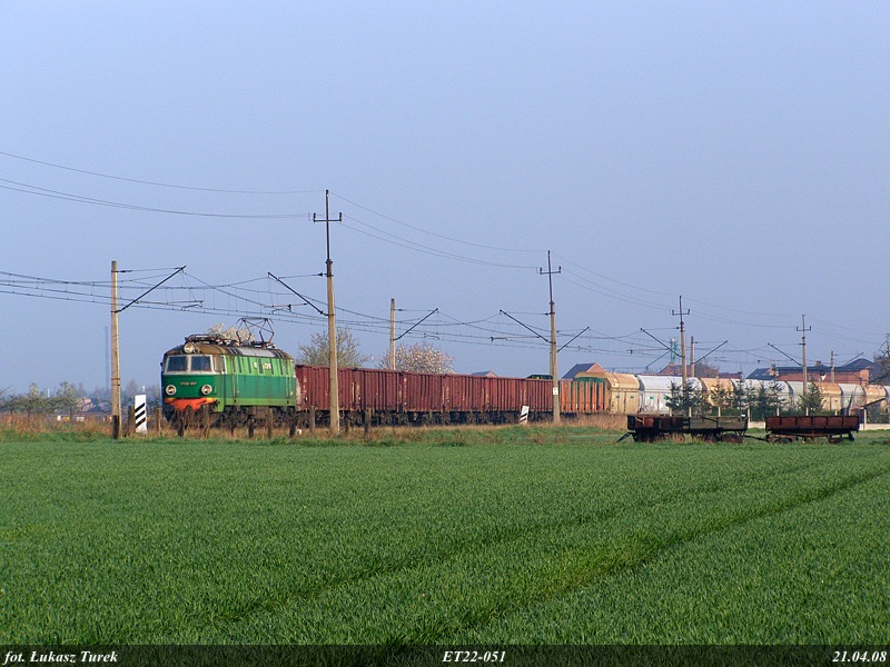 ET22-051