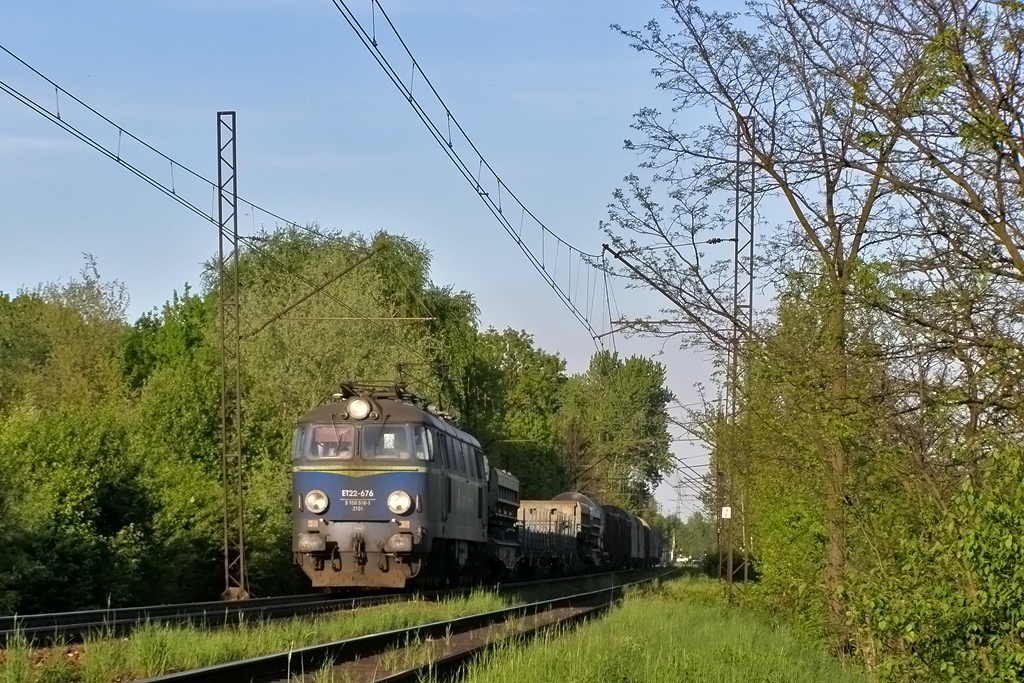 ET22-676