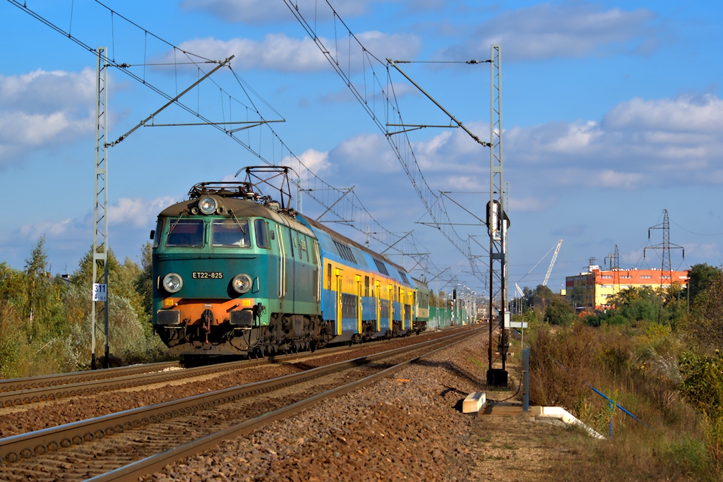 ET22-825