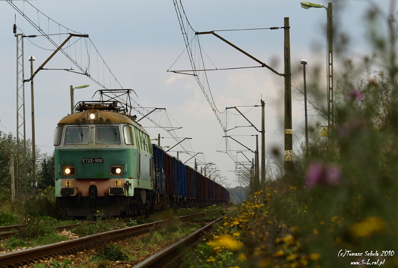 ET22-906