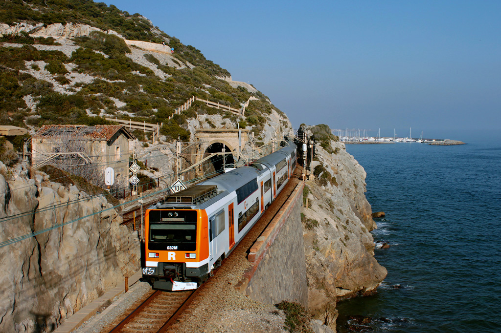 450-032M