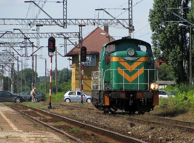 SM42-875