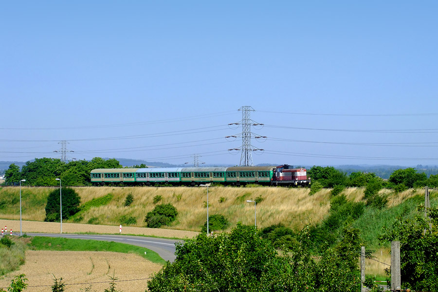 SU42-525