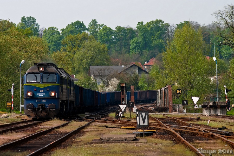 ST44-1207 + ST44-1201