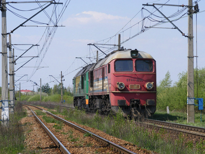 ST44-1030