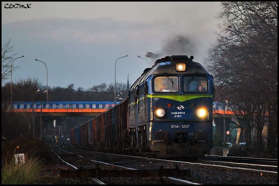 ST44-1207 + ST44-1220