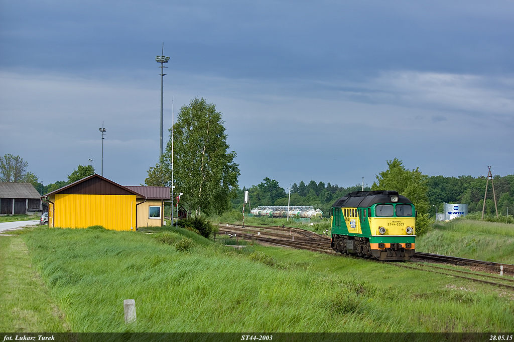 ST44-2003