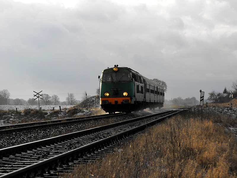 SU45-064