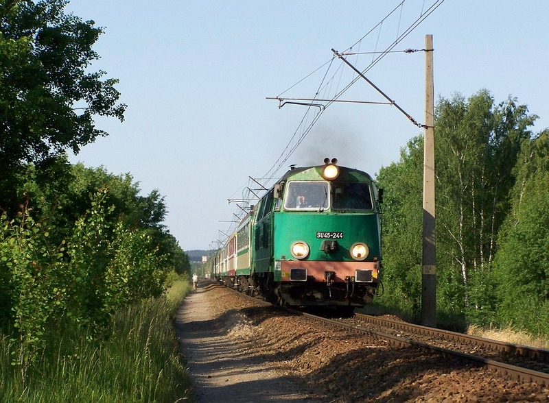 SU45-244