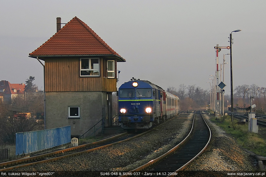 SU46-048 & SU46-037