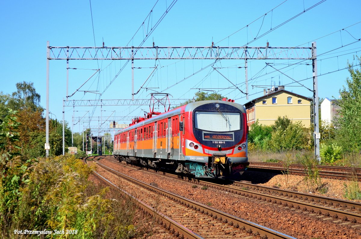 EN57-2068