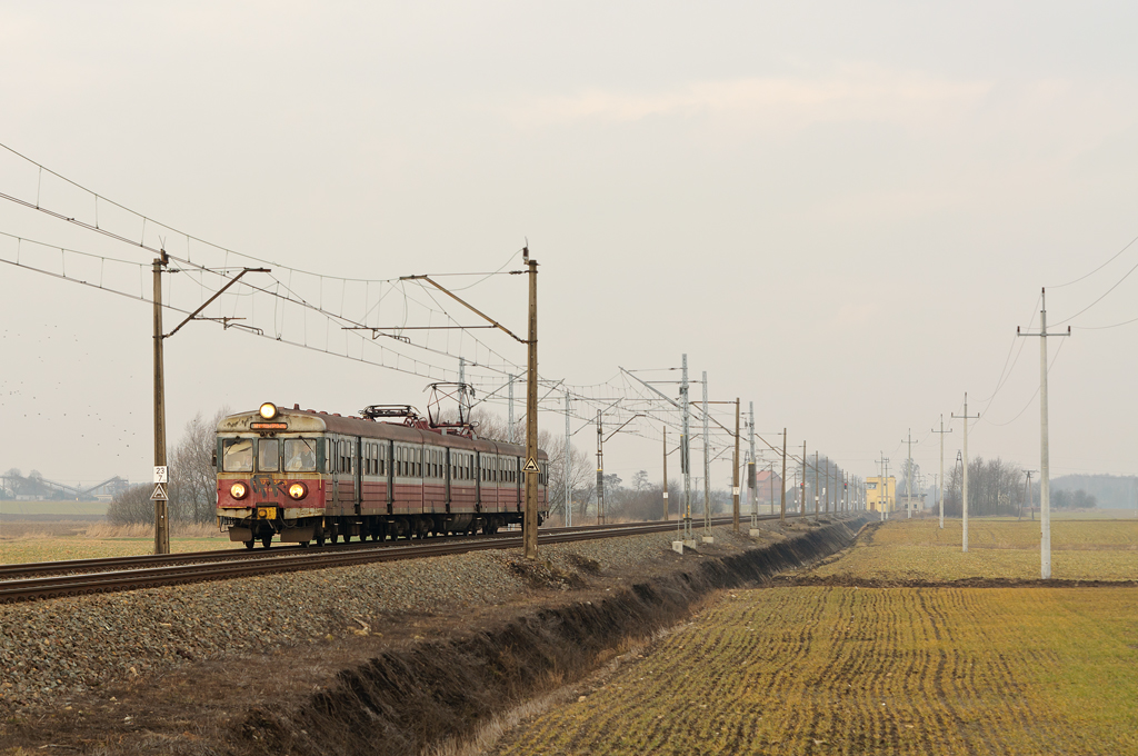 EN57-956