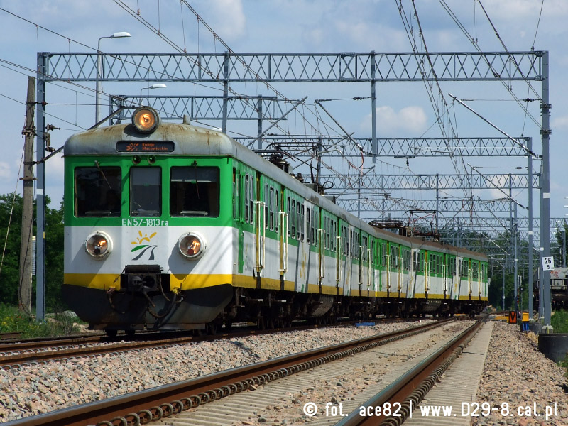 EN57-1813