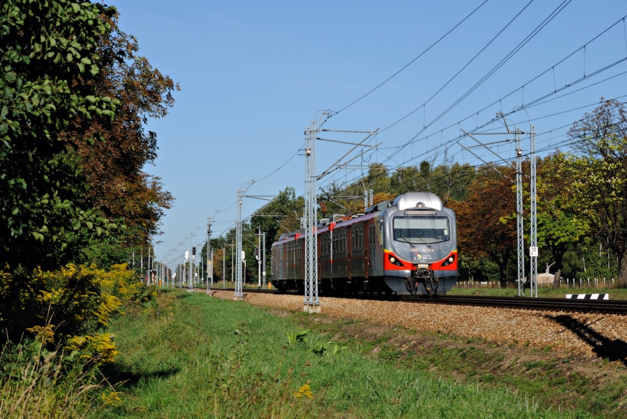 EN57-1044