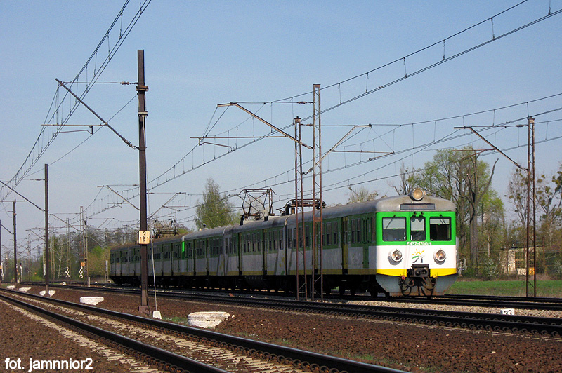 EN57-1700