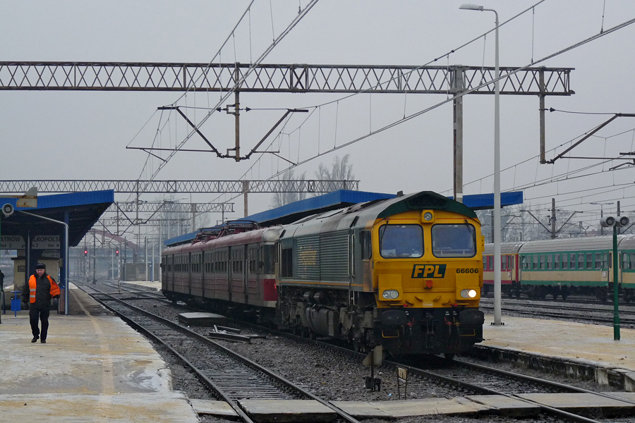 66006 + EN57-1010