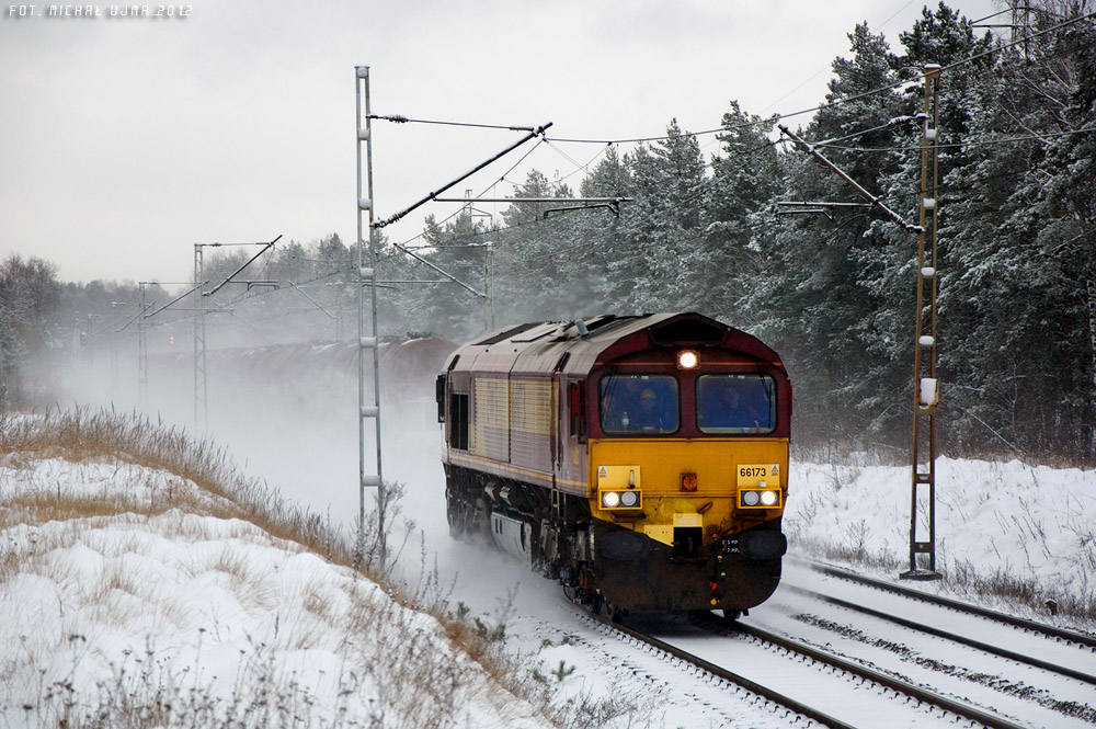 66173