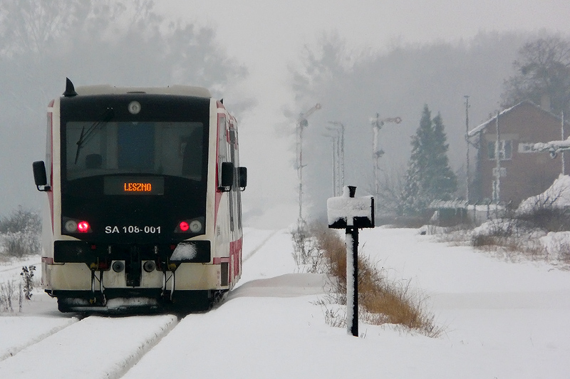 SA108-001